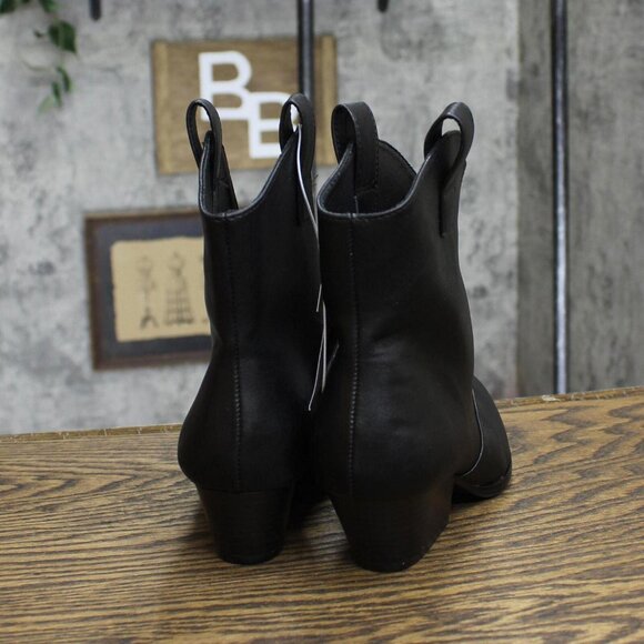 NWT Universal Thread Women's Henley Ankle Western Boots 88375060 Black 8 8 M - Picture 5 of 7